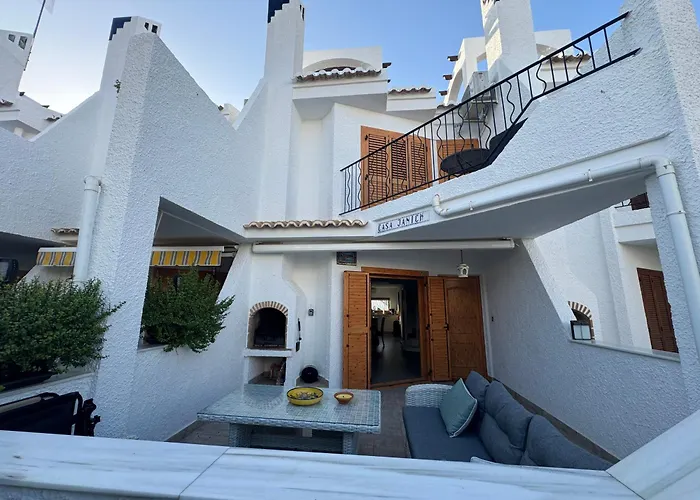 Contemporary House In Cabo Roig